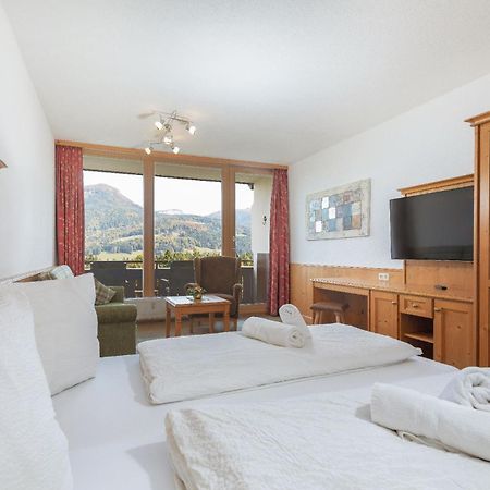 Appartement Predigstuhlblick Mit Indoorpool Und Sauna Bad Goisern Esterno foto